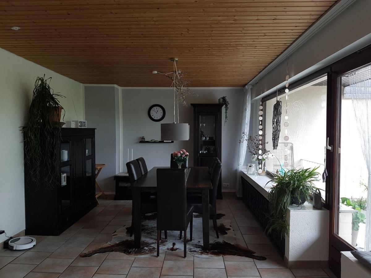 Hideout Apartment Моншау Екстериор снимка
